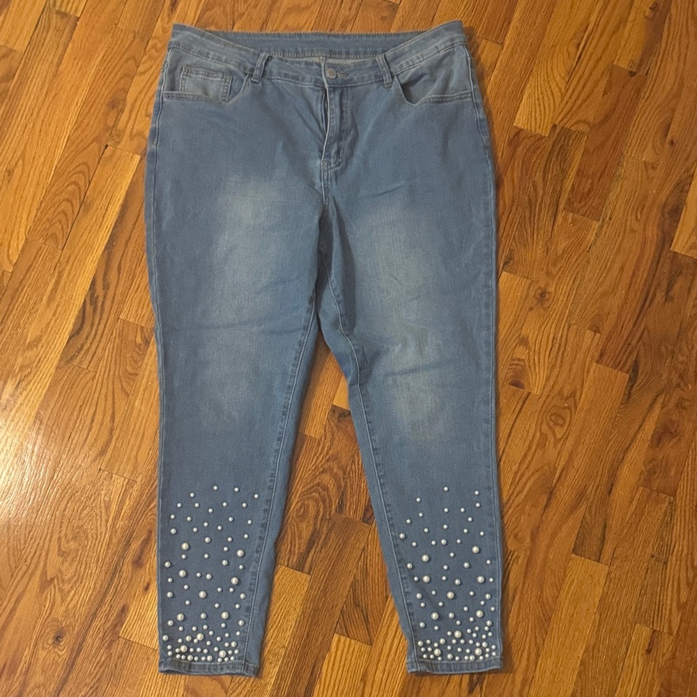 Women's Light Blue Pearl-Embellished Stretch Jeans